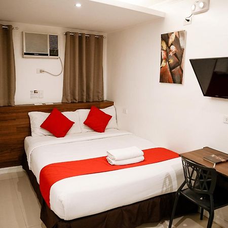 Nest Fort Bgc San Pedro Makati Eksteriør billede